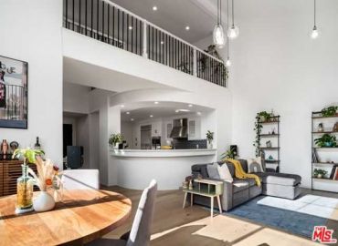 MLS# 25600867
