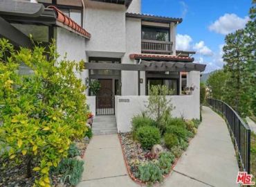 MLS# 25608371