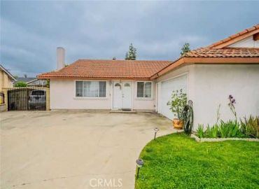 MLS# IV25081398