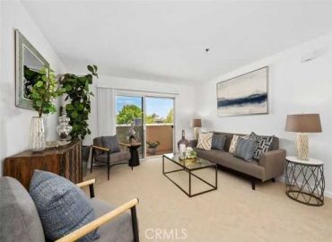 MLS# OC25093427