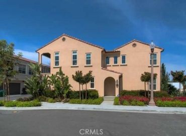 MLS# OC25142097