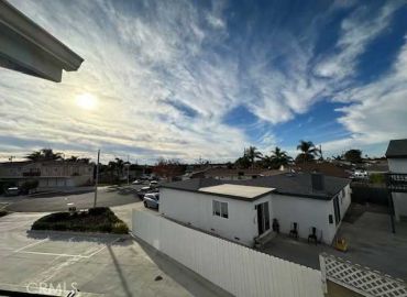 MLS# OC25152648