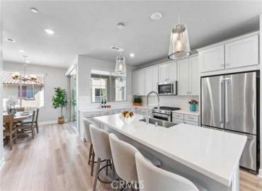 MLS# OC25161713
