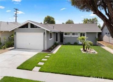 MLS# OC25176069