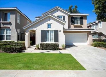 MLS# OC25176132