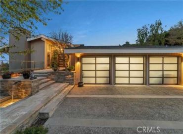MLS# SB25092563